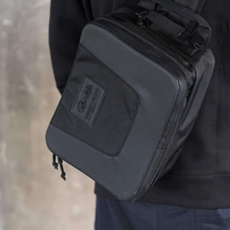 Gamakatsu Sling Bag. ant nugaros-