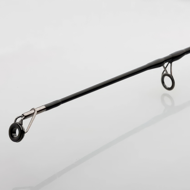 MADCAT Black Allround. Ziedeliai MADCAT Black Allround. Ziedeliai