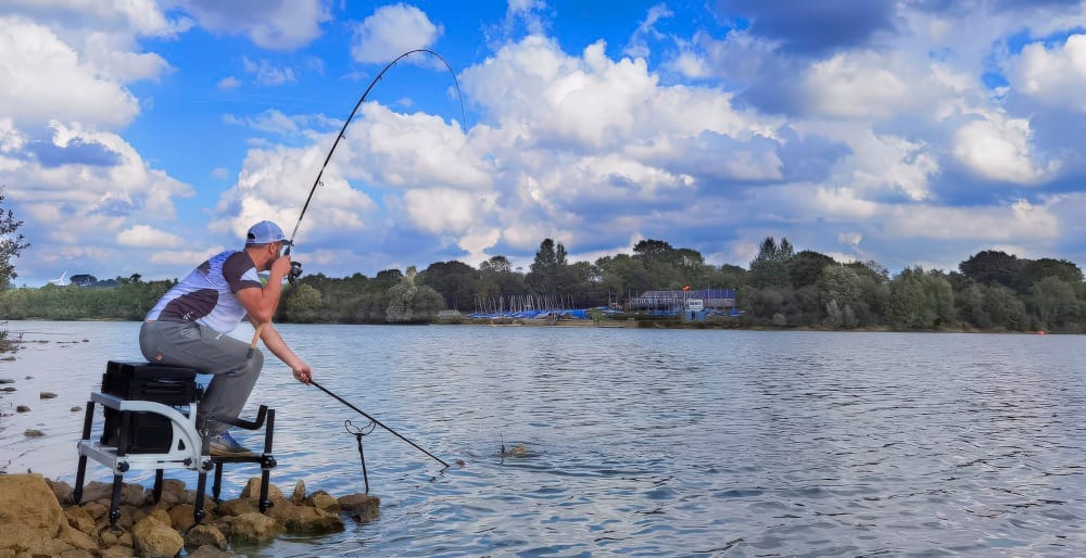 SUNKUS JAUKAS UPEI. Laimikio traukimas Sunkus jaukas upei sąlygoja didelius laimikius